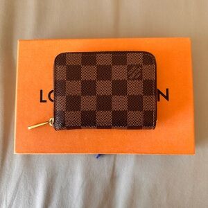 Louis Vuitton Damier Ebene Zip Around Card & Coin Holder - Brown